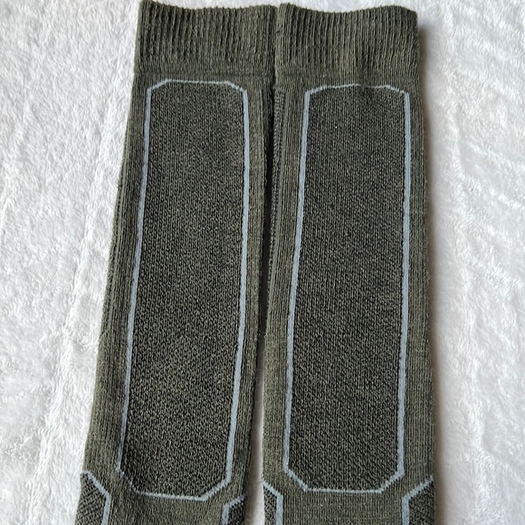 Icebreaker Men’s Merino Ski + Light Over The Calf Socks - Picture 5 of 12